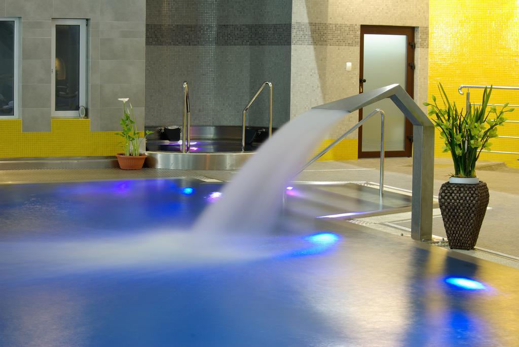Majewski Hotel & Spa マルボルク エクステリア 写真